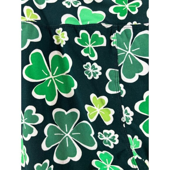 Women's Super Soft Green Lucky Clover Leggings - Picture 3 of 7